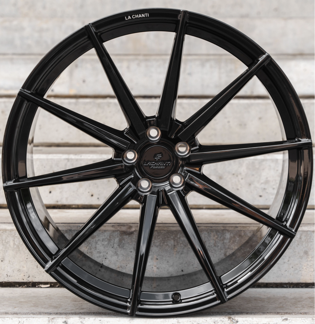 LC-F10 Glanzschwarz