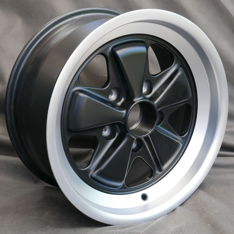 Maxilite 5 Spoke Schwarz passend für Porsche 16x8 5x130 hinten