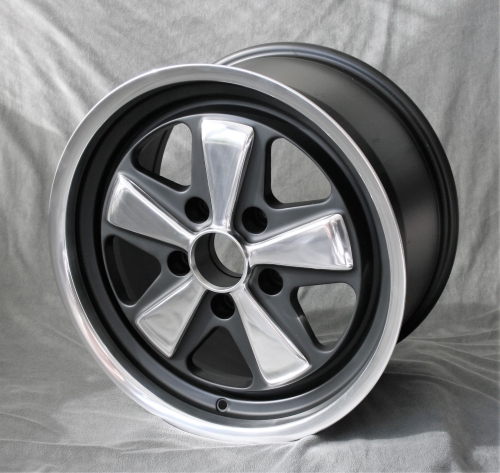 Maxilite RSR Style passend für Porsche 17x9 5x130 hinten