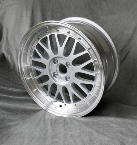 Maxilite LeMans Style passend für BMW 18x8,5 5x120 ET15