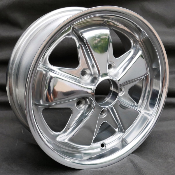 Maxilite 5 Spoke Vollpoliert passend für Porsche 15x6 5x130