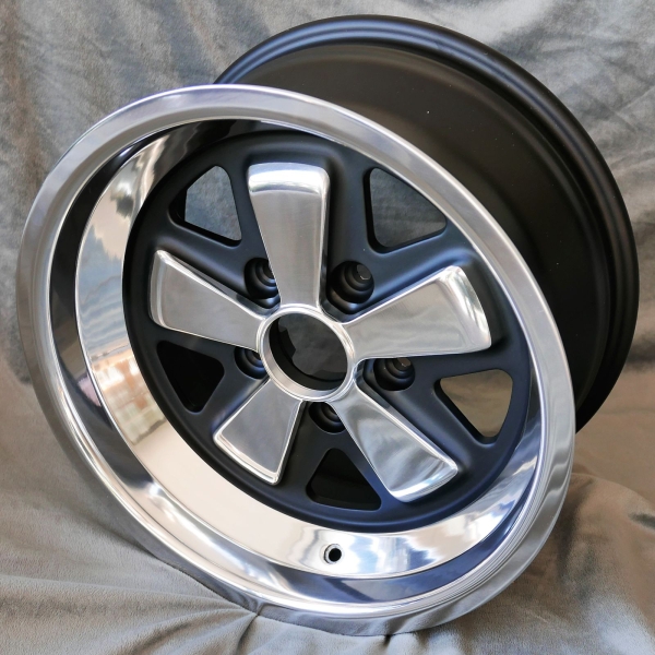 Maxilite RSR Style passend für Porsche 16x8 5x130 hinten