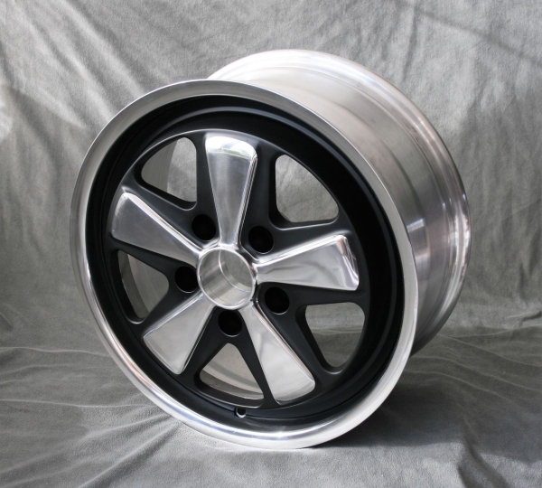 Maxilite RSR Style passend für Porsche 17x7,5 5x130 vorne