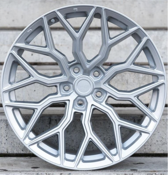 La Chanti LC-P2 Glanzsilber 19x8,5 5x4.72