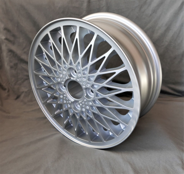 Maxilite Turbo Style passend für Porsche 924 turbo 15x6 4x108