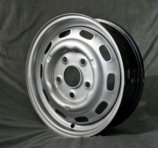 Maxilite Steel Wheel passend für Porsche 15x4,5 5x130