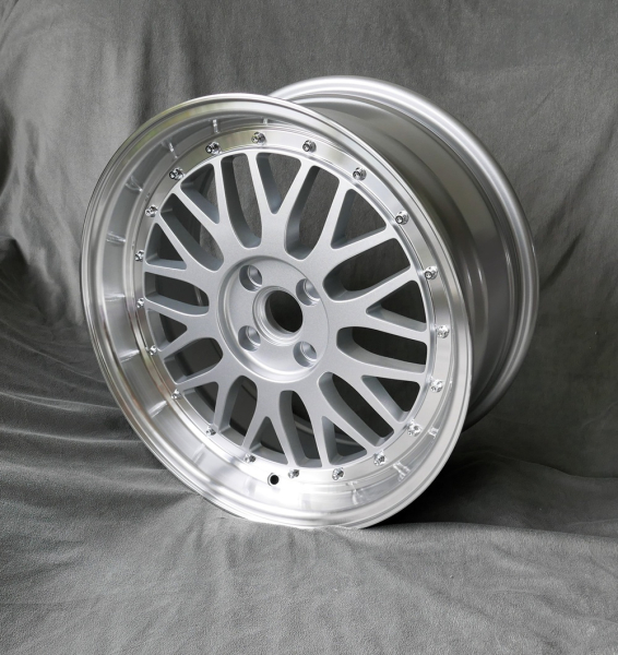 Maxilite LeMans Style passend für BMW 18x8,5 5x120 ET15