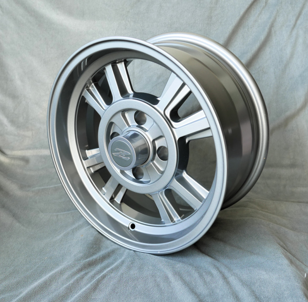 Maxilite 432 Style passend für Datsun 15x7 4x114,3