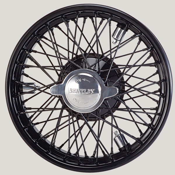 MWS 18x3.25 schwarz, R72, 70 Speichen One-Piece passend für Derby Bentley